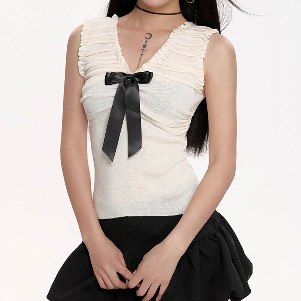 Preppy Ruched Top with Satin Bow
